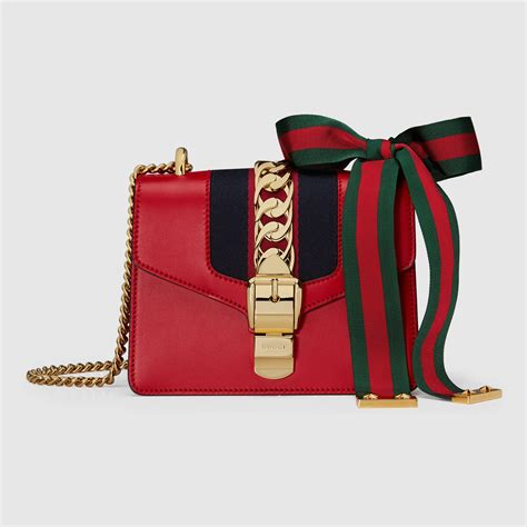 gucci sylvie mini chain bag|Gucci Livermore Outlet.